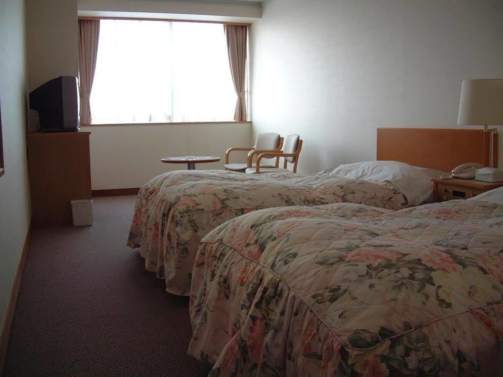 Hôtel Yu Paradise Sakura à Sakura  Extérieur photo